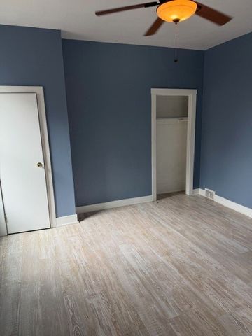 2106 FOX WAY, South Side, PA 15203