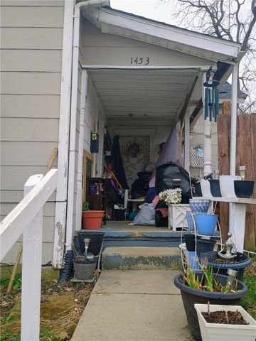 1453 W Clark Street, Springfield, OH 45506