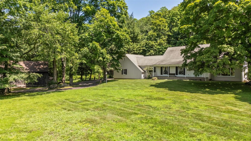 249 Old Post Road, Bedford Corners, NY 10549