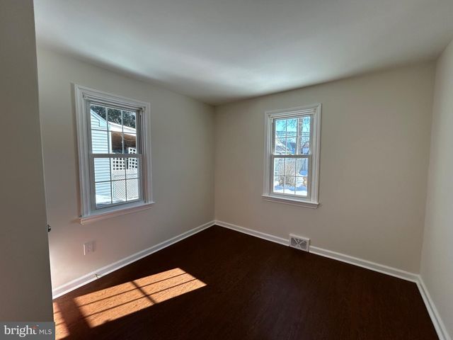 1369 BIRCHWOOD AVE, Abington, PA 19001