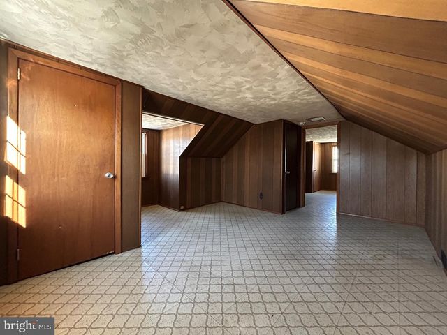 1369 BIRCHWOOD AVE, Abington, PA 19001