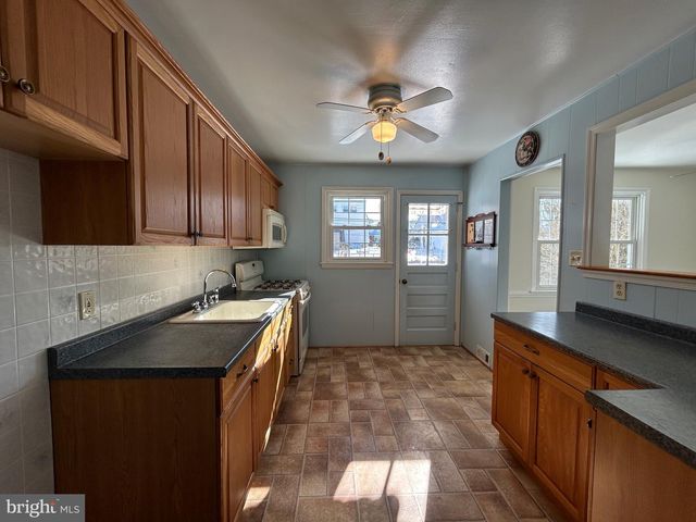 1369 BIRCHWOOD AVE, Abington, PA 19001