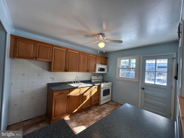 1369 BIRCHWOOD AVE, Abington, PA 19001