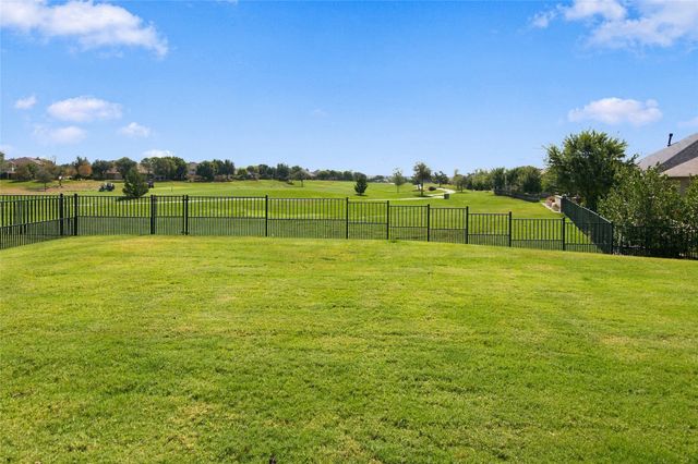 9717 Arkose Drive, Denton, TX 76207