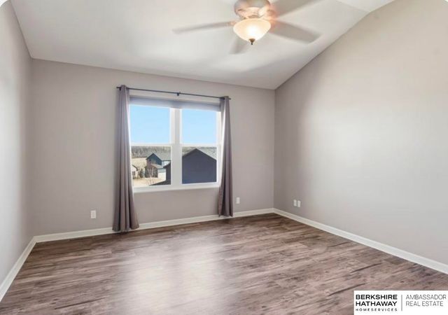 14836 Prairie Star Street, Bennington, NE 68007