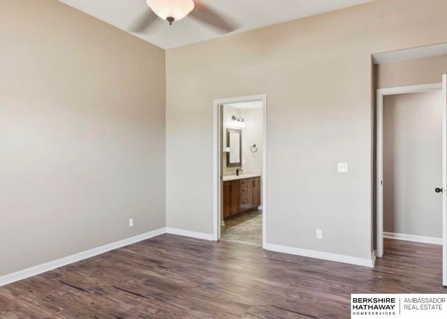 14836 Prairie Star Street, Bennington, NE 68007