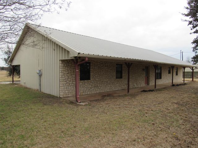 6721 Golinda Drive, Golinda, TX 76655