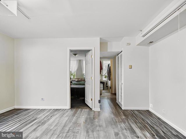 824 S ST BERNARD ST, Philadelphia, PA 19143