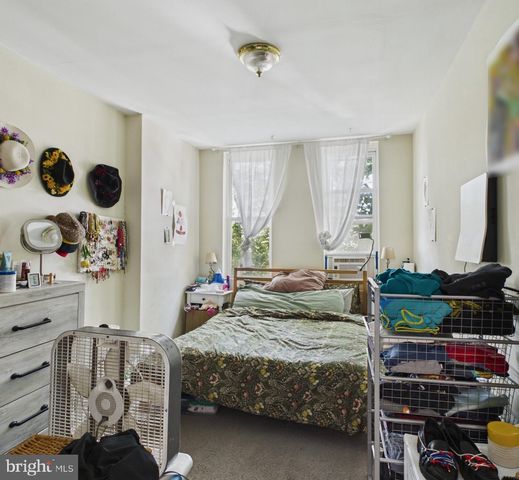 824 S ST BERNARD ST, Philadelphia, PA 19143