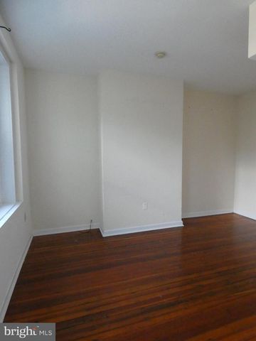 824 S ST BERNARD ST, Philadelphia, PA 19143