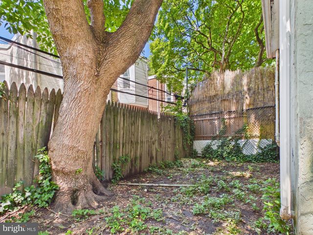 824 S ST BERNARD ST, Philadelphia, PA 19143