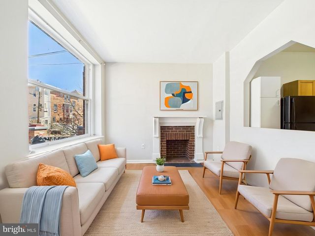 824 S ST BERNARD ST, Philadelphia, PA 19143