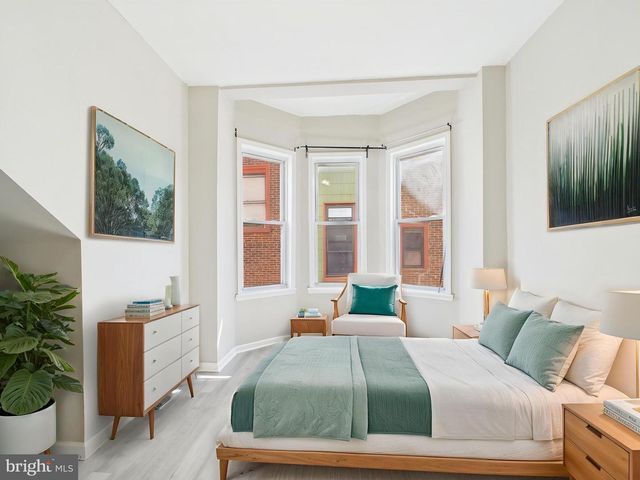 824 S ST BERNARD ST, Philadelphia, PA 19143