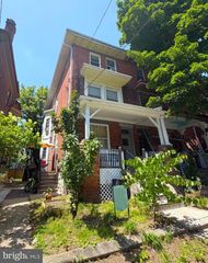824 S ST BERNARD ST, Philadelphia, PA 19143