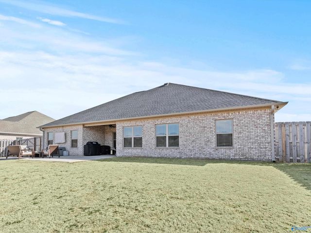 26149 Woodfield Drive, Athens, AL 35613