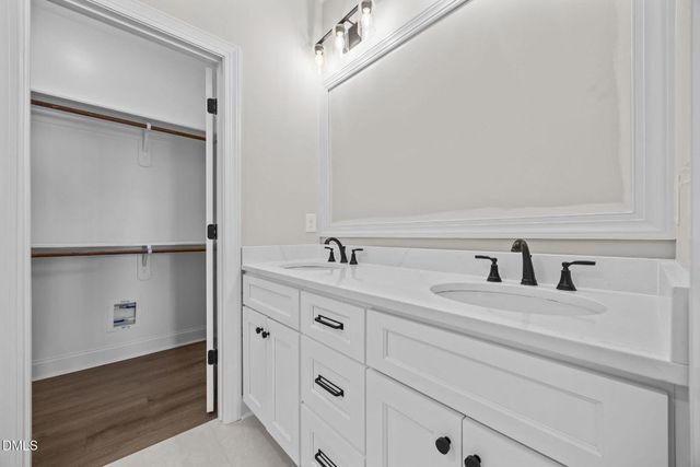 206 S Wall Street, Benson, NC 27504