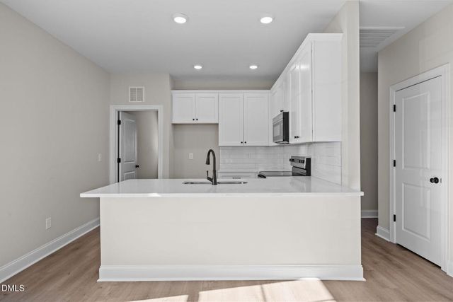 206 S Wall Street, Benson, NC 27504