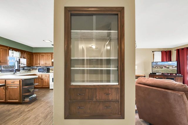 W144N4952 Stone DRIVE, Menomonee Falls, WI 53051