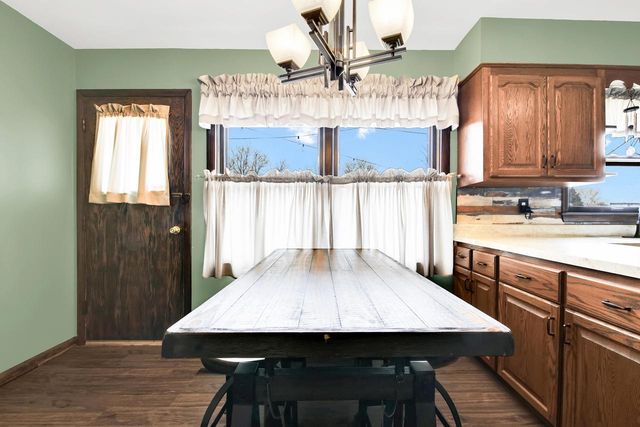 W144N4952 Stone DRIVE, Menomonee Falls, WI 53051