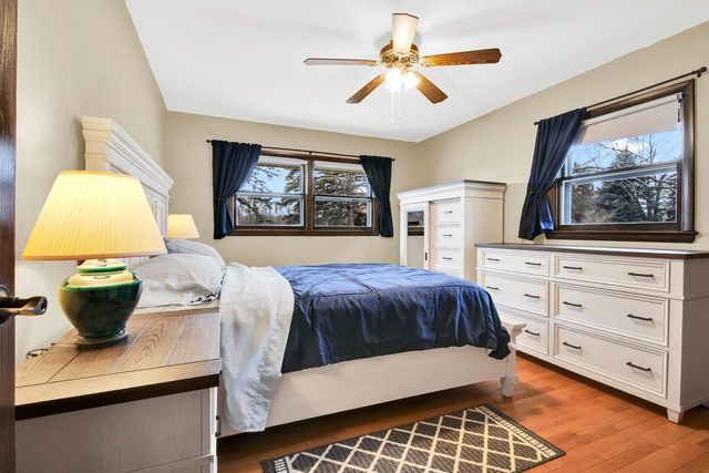 W144N4952 Stone DRIVE, Menomonee Falls, WI 53051