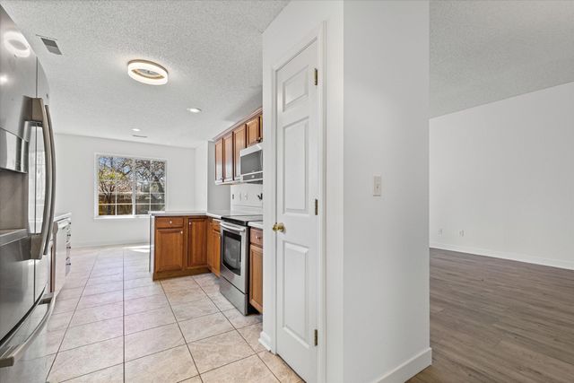 1210 SQUIREWOOD WAY, Columbia, MO 65203