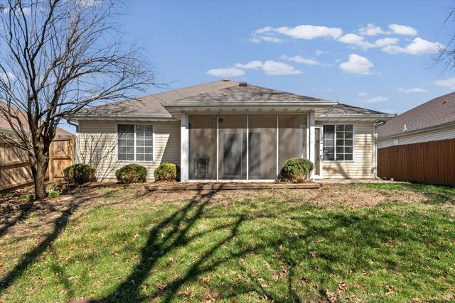 1210 SQUIREWOOD WAY, Columbia, MO 65203