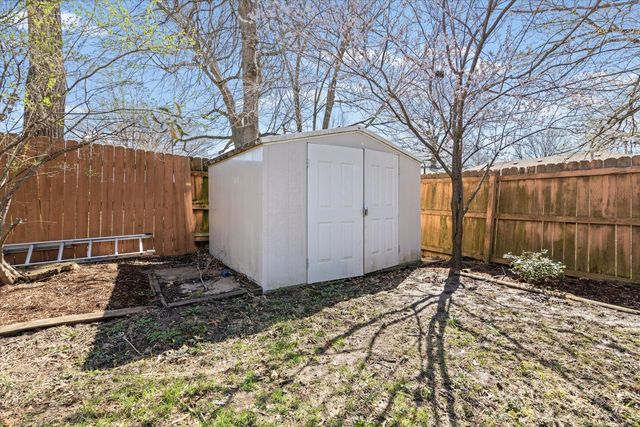 1210 SQUIREWOOD WAY, Columbia, MO 65203