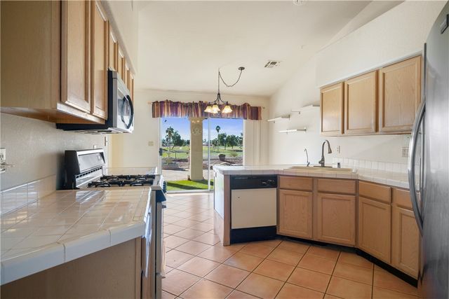 1890 E Clear Lake Drive, Fort Mohave, AZ 86426