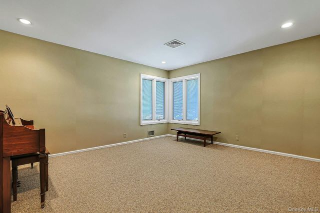 18 Scott Drive, New City, NY 10956