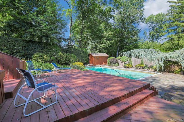 18 Scott Drive, New City, NY 10956