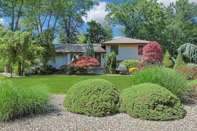 18 Scott Drive, New City, NY 10956