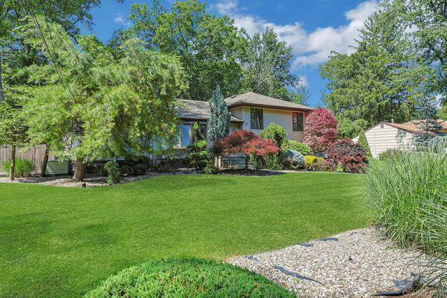 18 Scott Drive, New City, NY 10956