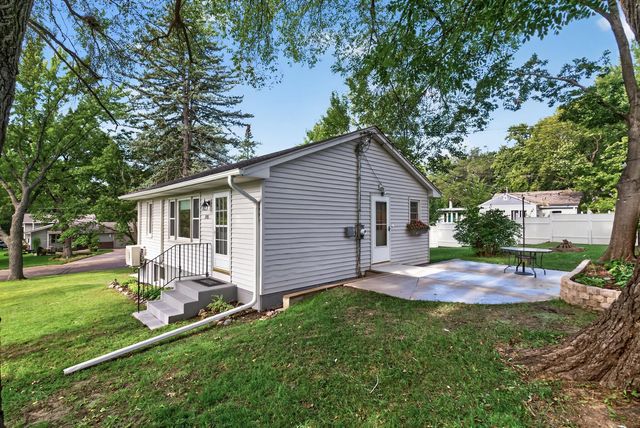 595 Kimball Street NE, Fridley, MN 55432