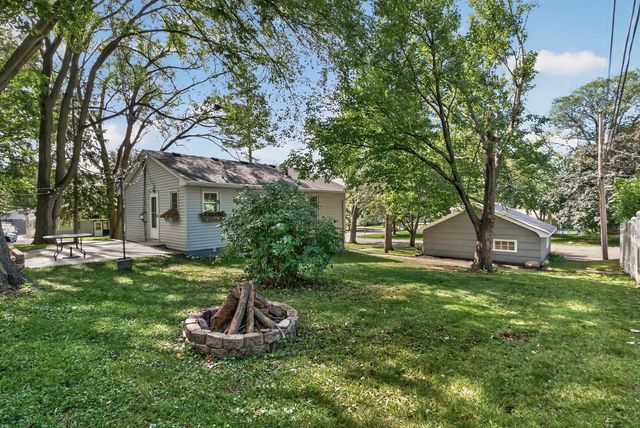 595 Kimball Street NE, Fridley, MN 55432