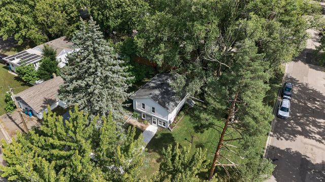 595 Kimball Street NE, Fridley, MN 55432
