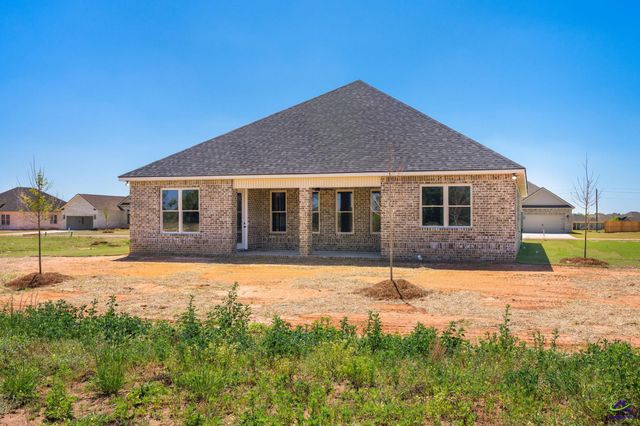 211 Farmland Circle, Perry, GA 31069