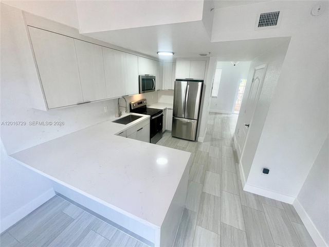 77 E 4th St A212, Hialeah, FL 33010
