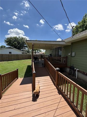 1205 W 14th Street Court, Chanute, KS 66720