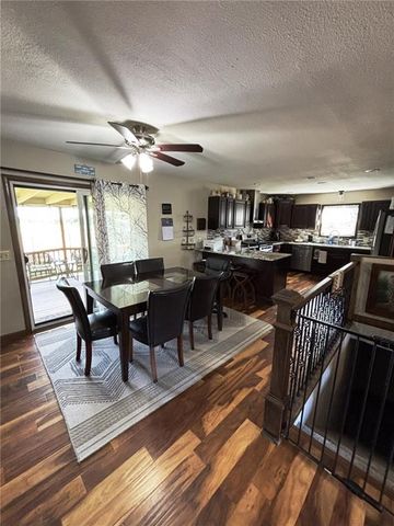 1205 W 14th Street Court, Chanute, KS 66720