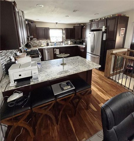 1205 W 14th Street Court, Chanute, KS 66720