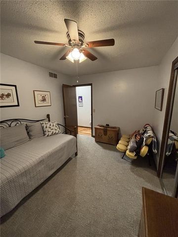 1205 W 14th Street Court, Chanute, KS 66720