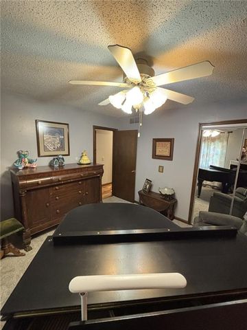 1205 W 14th Street Court, Chanute, KS 66720