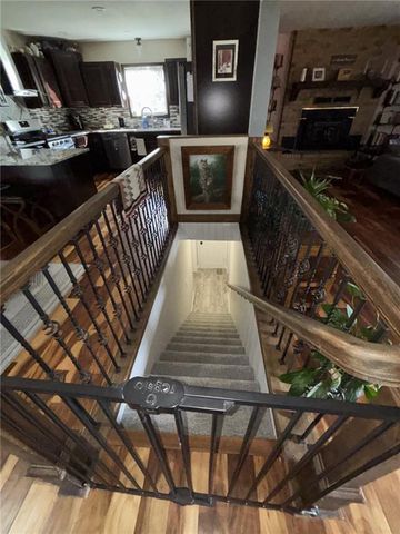 1205 W 14th Street Court, Chanute, KS 66720