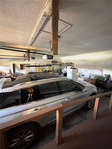 1205 W 14th Street Court, Chanute, KS 66720