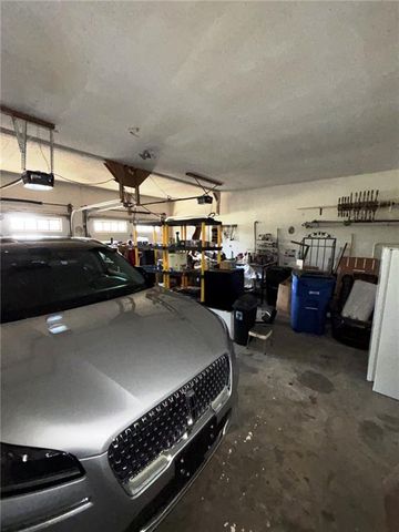 1205 W 14th Street Court, Chanute, KS 66720