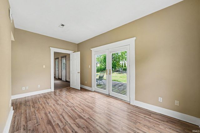 940 Lincoln Way East, Mishawaka, IN 46544