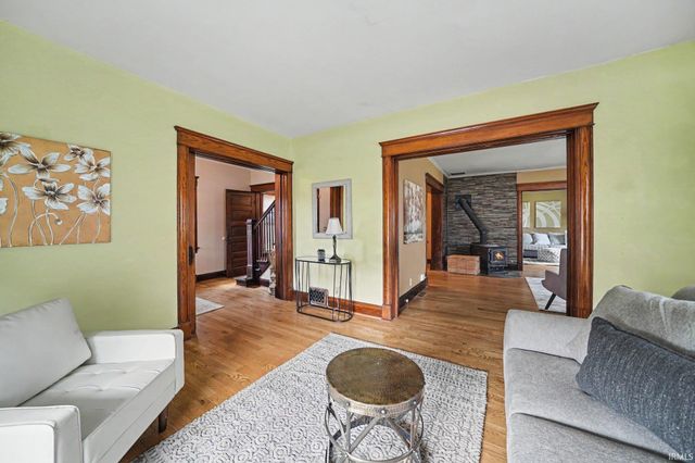 940 Lincoln Way East, Mishawaka, IN 46544