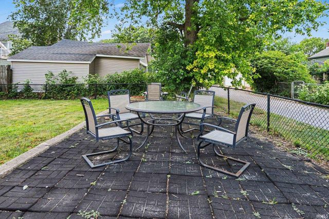 940 Lincoln Way East, Mishawaka, IN 46544