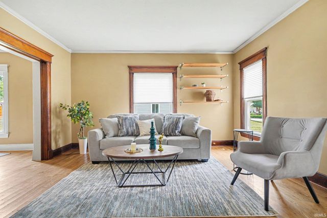 940 Lincoln Way East, Mishawaka, IN 46544