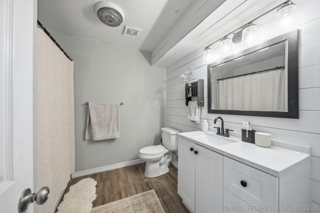 11809 N 104th East Avenue, Owasso, OK 74021